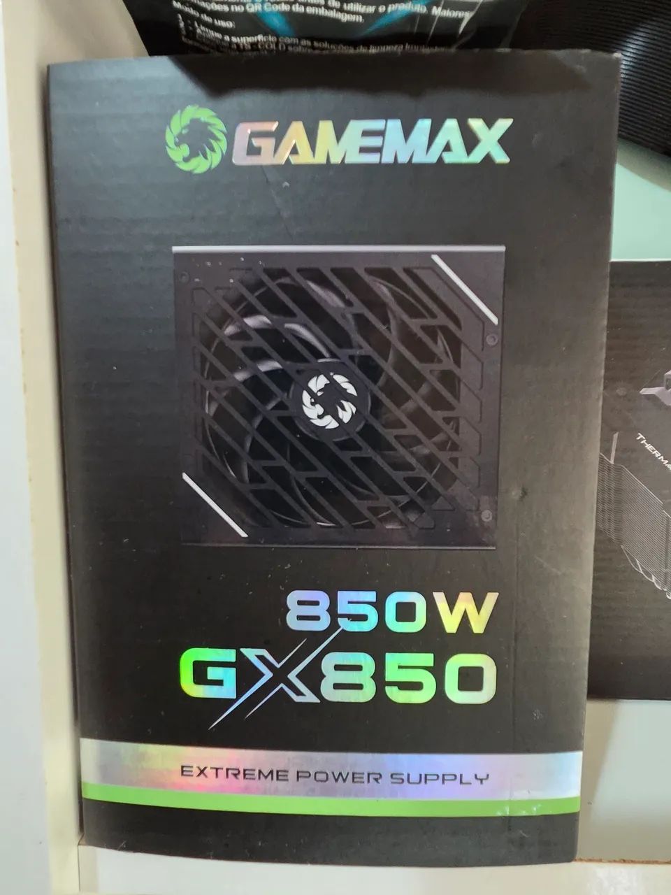 Fonte GX850 Modular Gamemax - Pouco usada