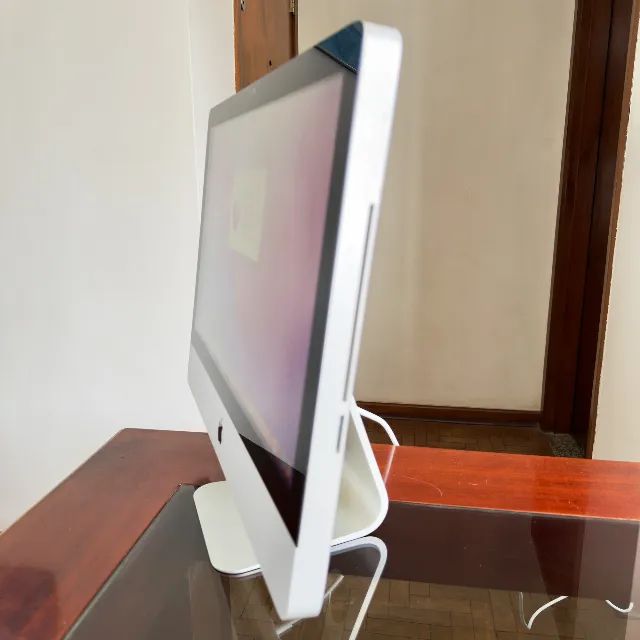 iMac 21,5