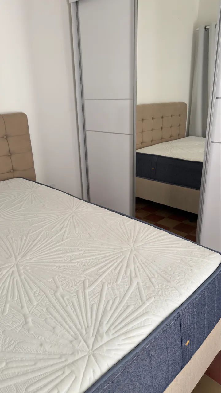 Cama Queen Premium firme e baú. Com cabeceira,  - Foto 3