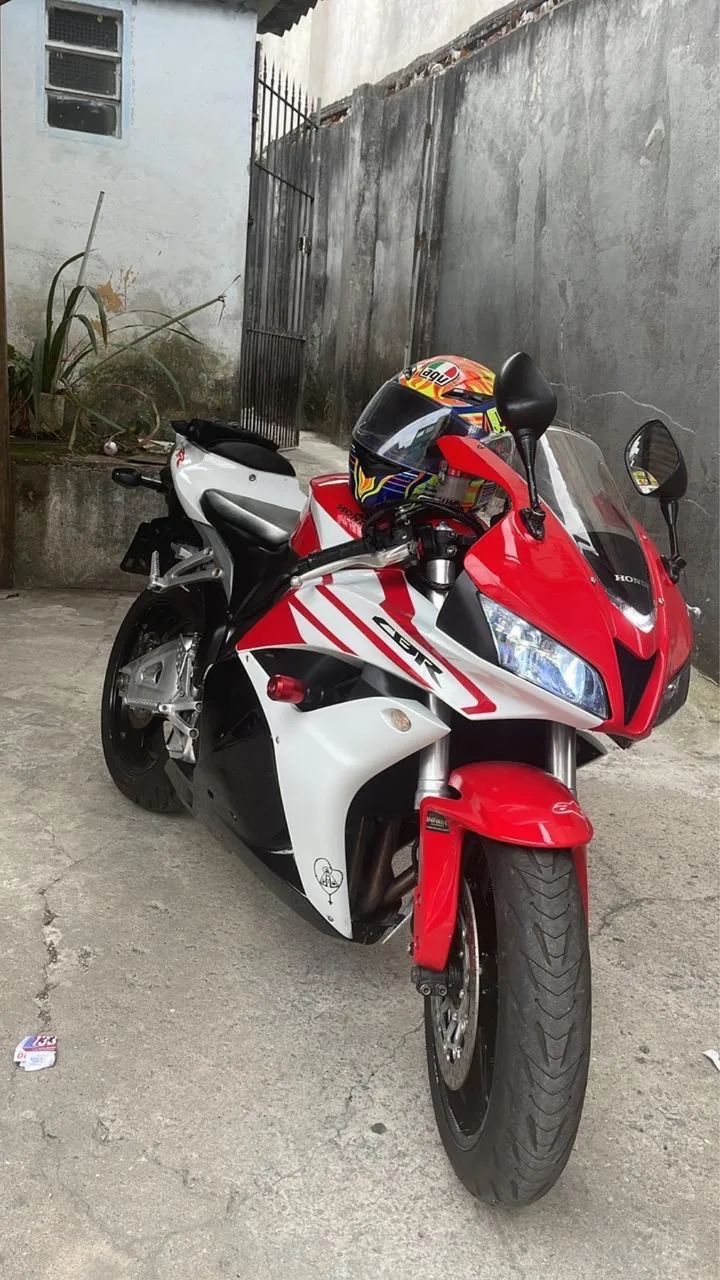 CBR 600 apenas 38,5 km 