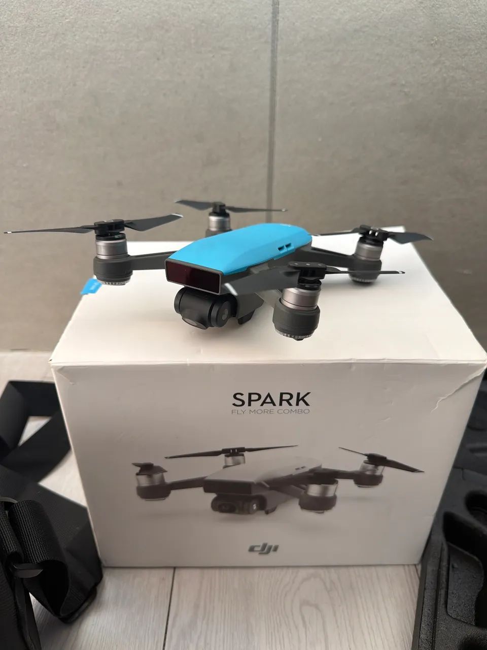Drone Dji Spark Fly More Combo, 3 Baterias - Usado - Foto 2