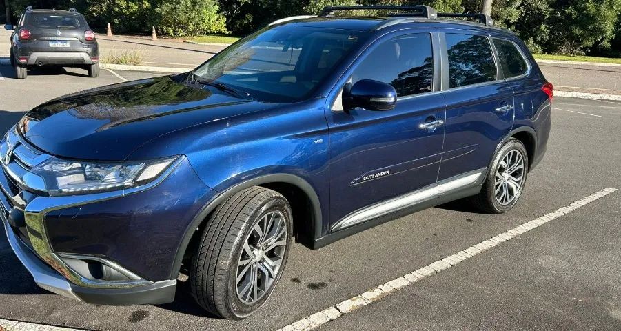 Mitsubishi Outlander 2016