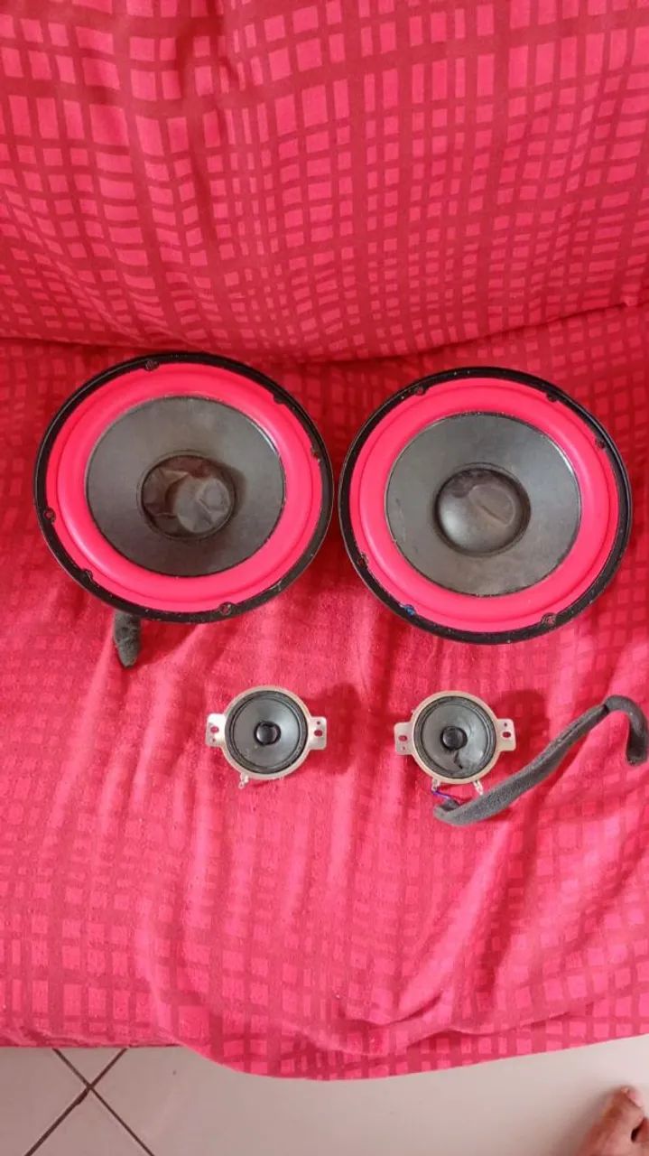 Vendo 2 bocas de som de 10 e dois mini tuitis - Foto 2