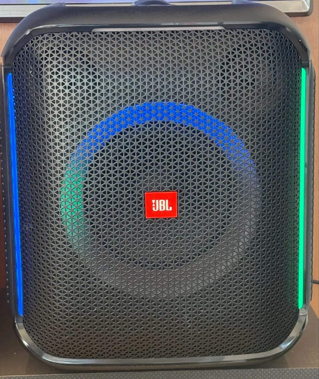 Vendo caixa som JBL PartyBox com microfones - Foto 3