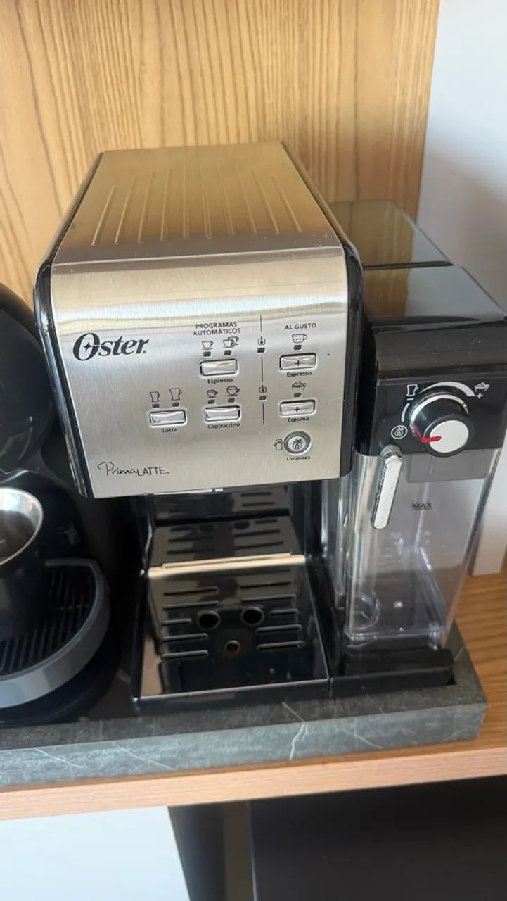 Cafeteira PrimaLatte Inox 
