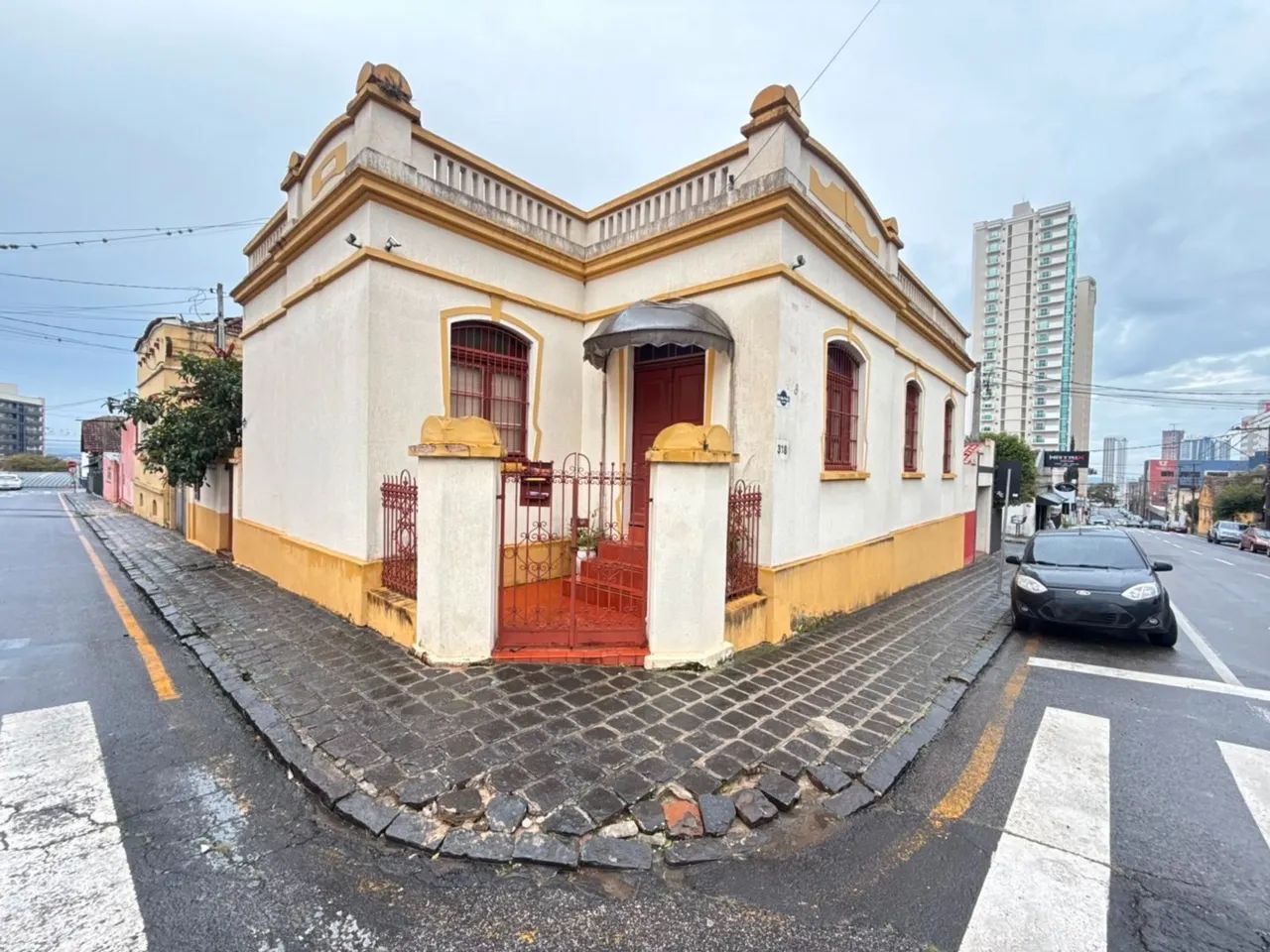 CASA PARA LOCAÇÃO NO CENTRO - Foto 2
