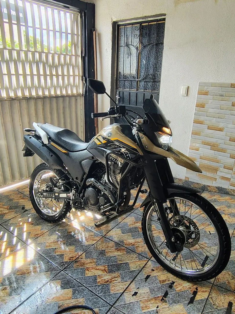 Lander 250  - Foto 5