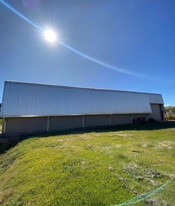 Galpão Industrial 558,41 m² Próximo a BR-459 e a 45 km da BR-381