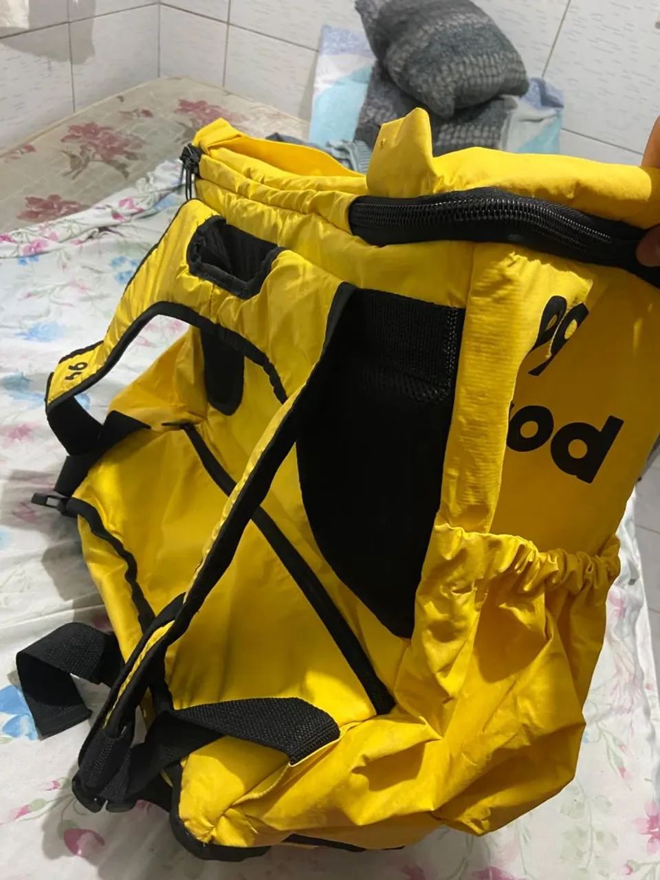 Bege,nunca usada no precinho 50 reais - Foto 3