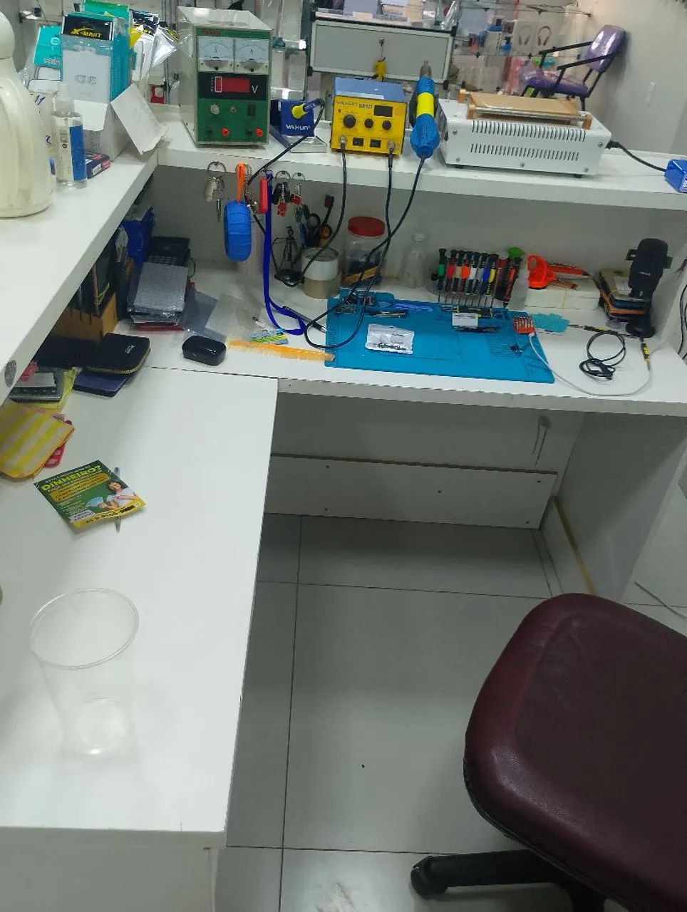 Vendo ou troca loja de acessórios e assistência técnica em celulares  - Foto 3