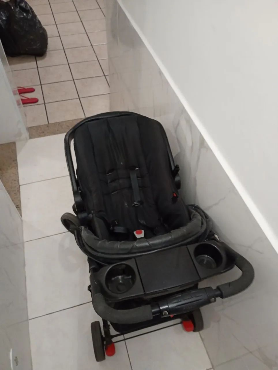 Carrinho de bebe com bebe conforto COSCO - Foto 2