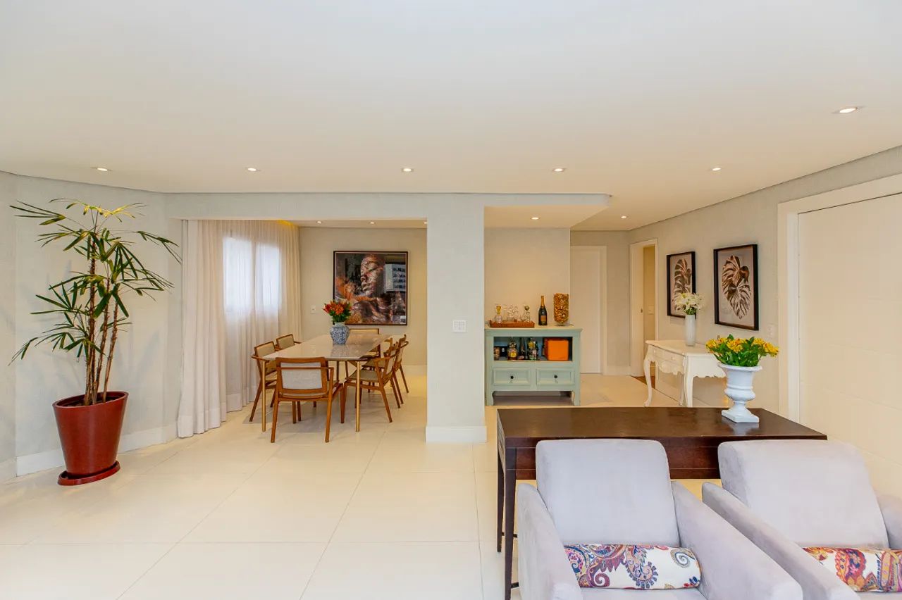 Apartamento para venda em Itaim Bibi com 4 quartos, sendo 3 suítes, 197m² - Foto 4