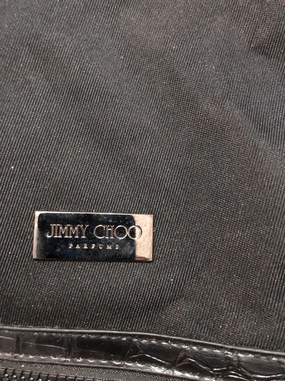 Bolsa pra viagem preta da marca JIMMY CHOO - Foto 4