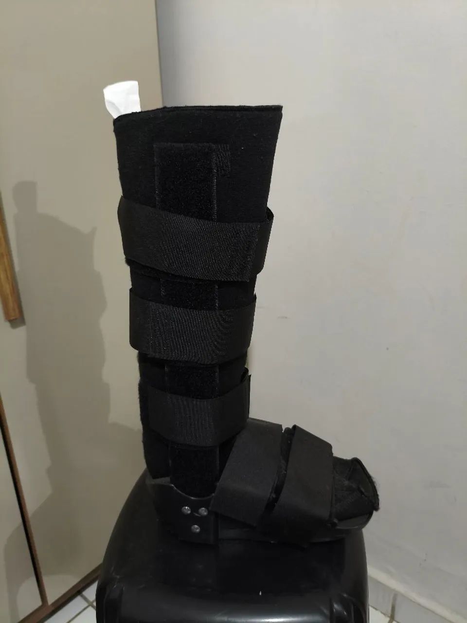 Bota imobilizadora cano longo - Foto 5