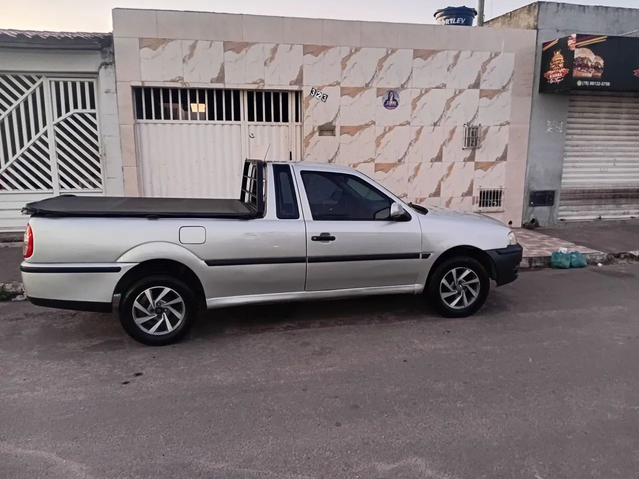 Volkswagen Saveiro 1.8 MI 2001 - Foto 2
