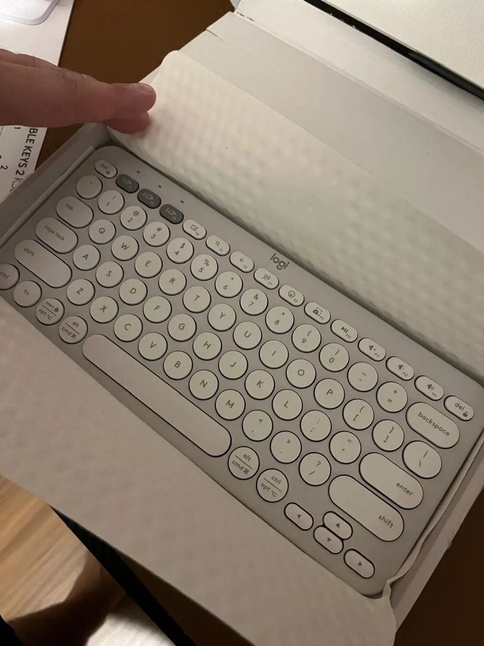Teclado Bluetooth Logitech - Foto 2