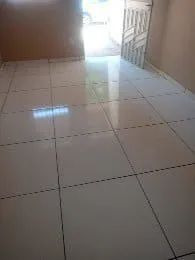 Aluga - se apartamento 