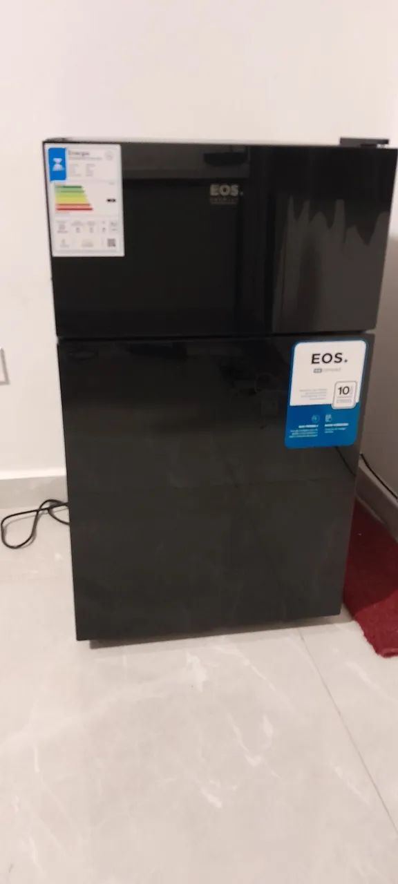 Frigobar EOS 88L