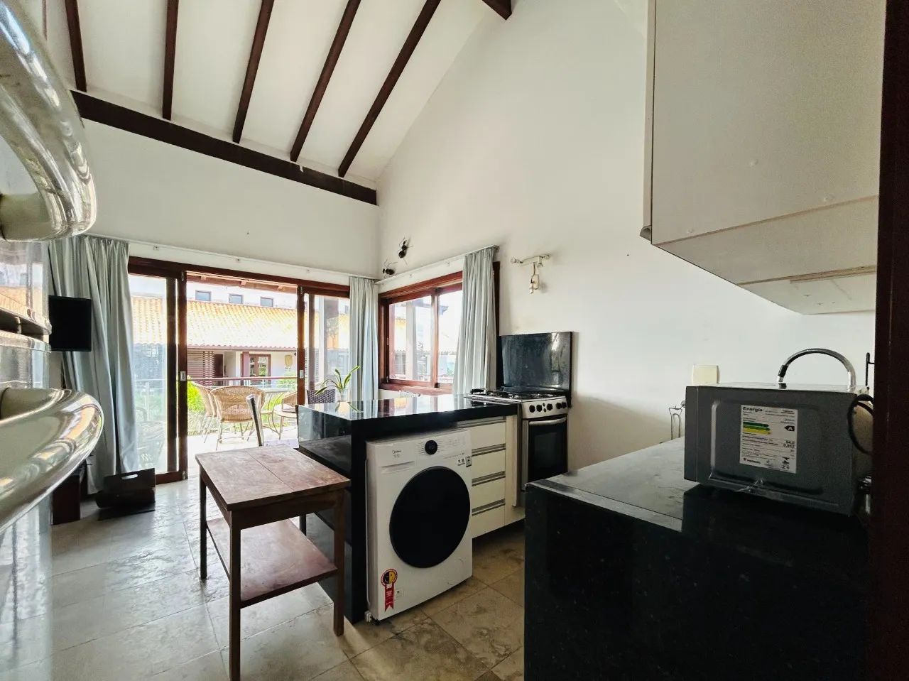 Pé na Areia de Verdade: Apto de 2 Quartos (1 Suíte) com Lazer de Resort - Foto 4