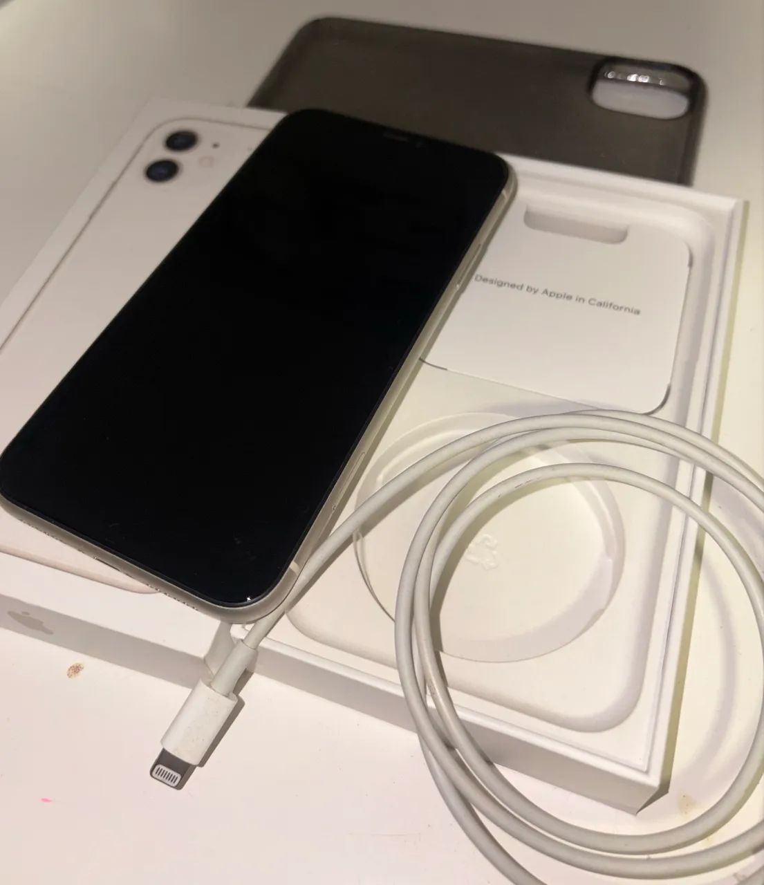 iPhone 11 64GB - Branco (acompanha cabo USB-c e capinha)  - Foto 2