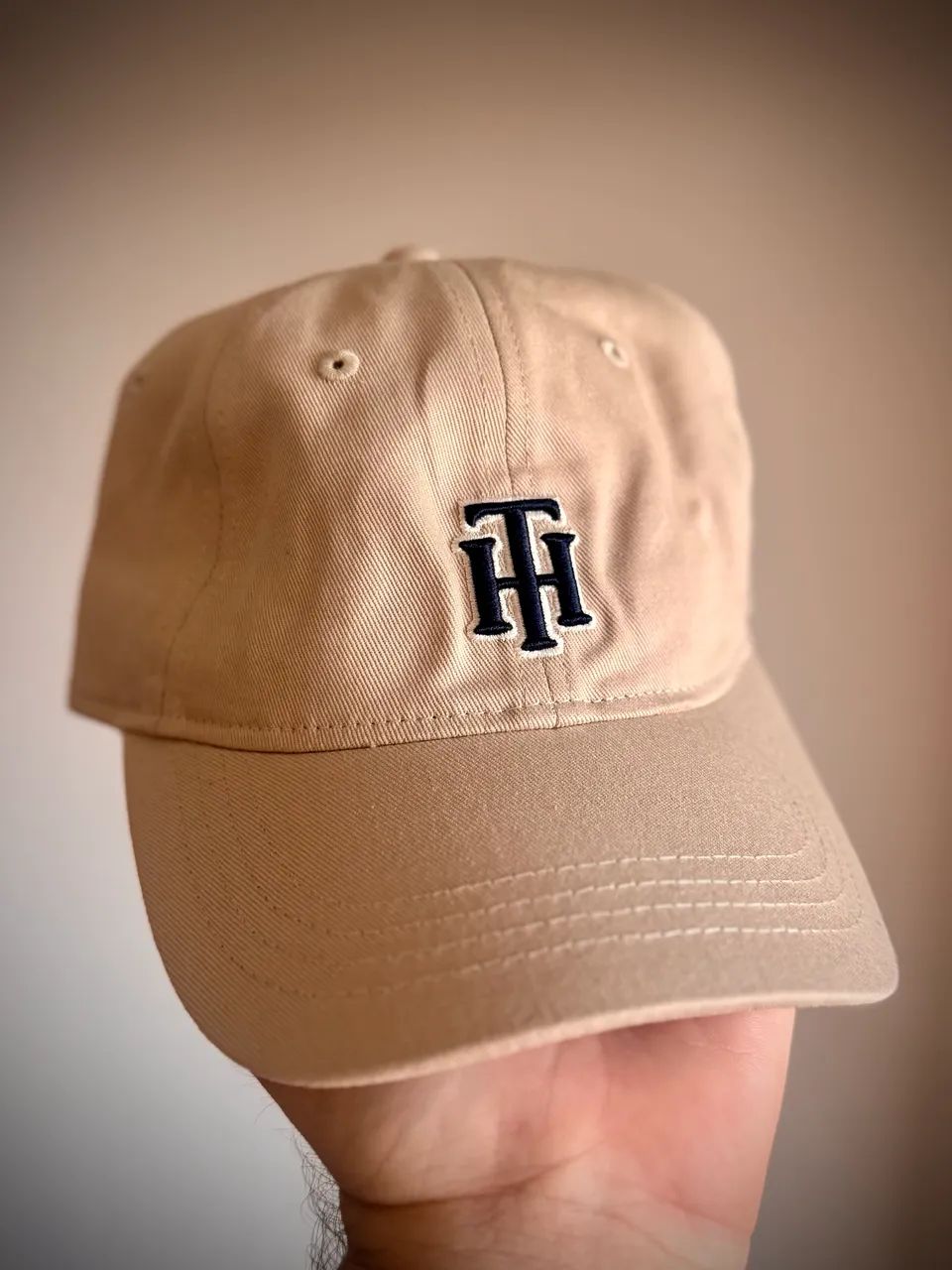 Boné Tommy Hilfiger Bege