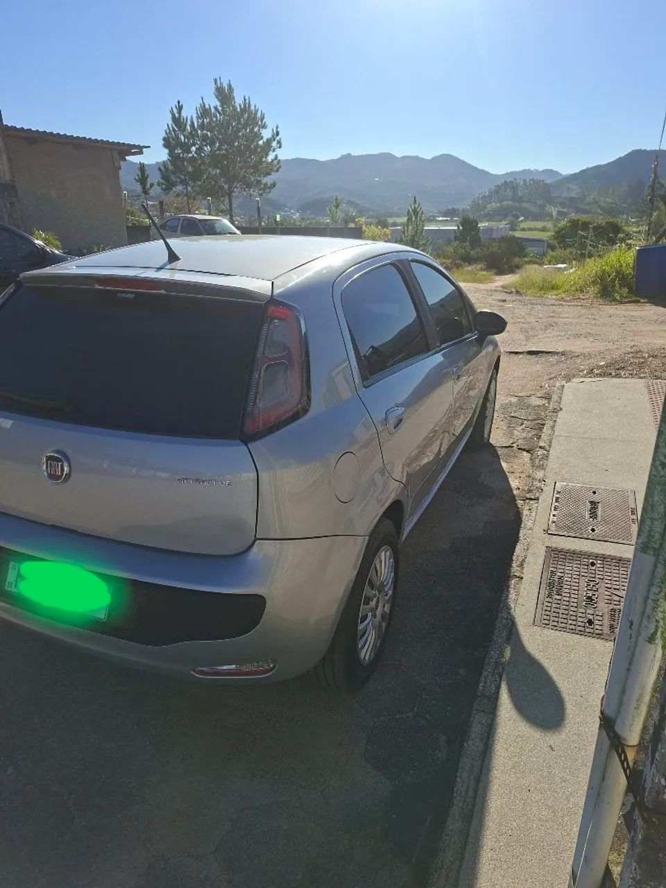 Fiat Punto Attractive 1.4 Fire Flex 8V 5P 2014 - Foto 5