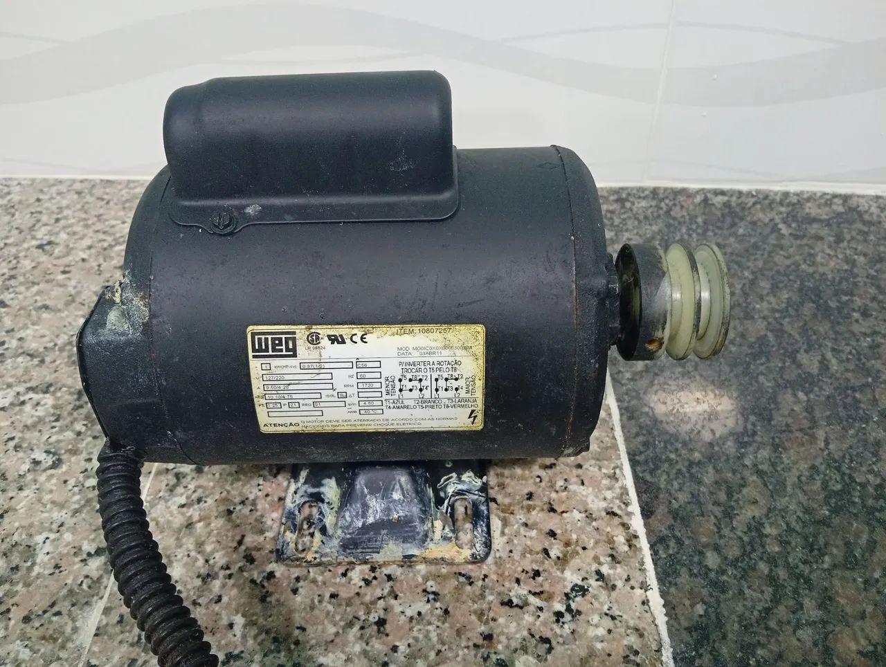 Motor Weg de 1cv baixa rotação 4polos - Foto 4