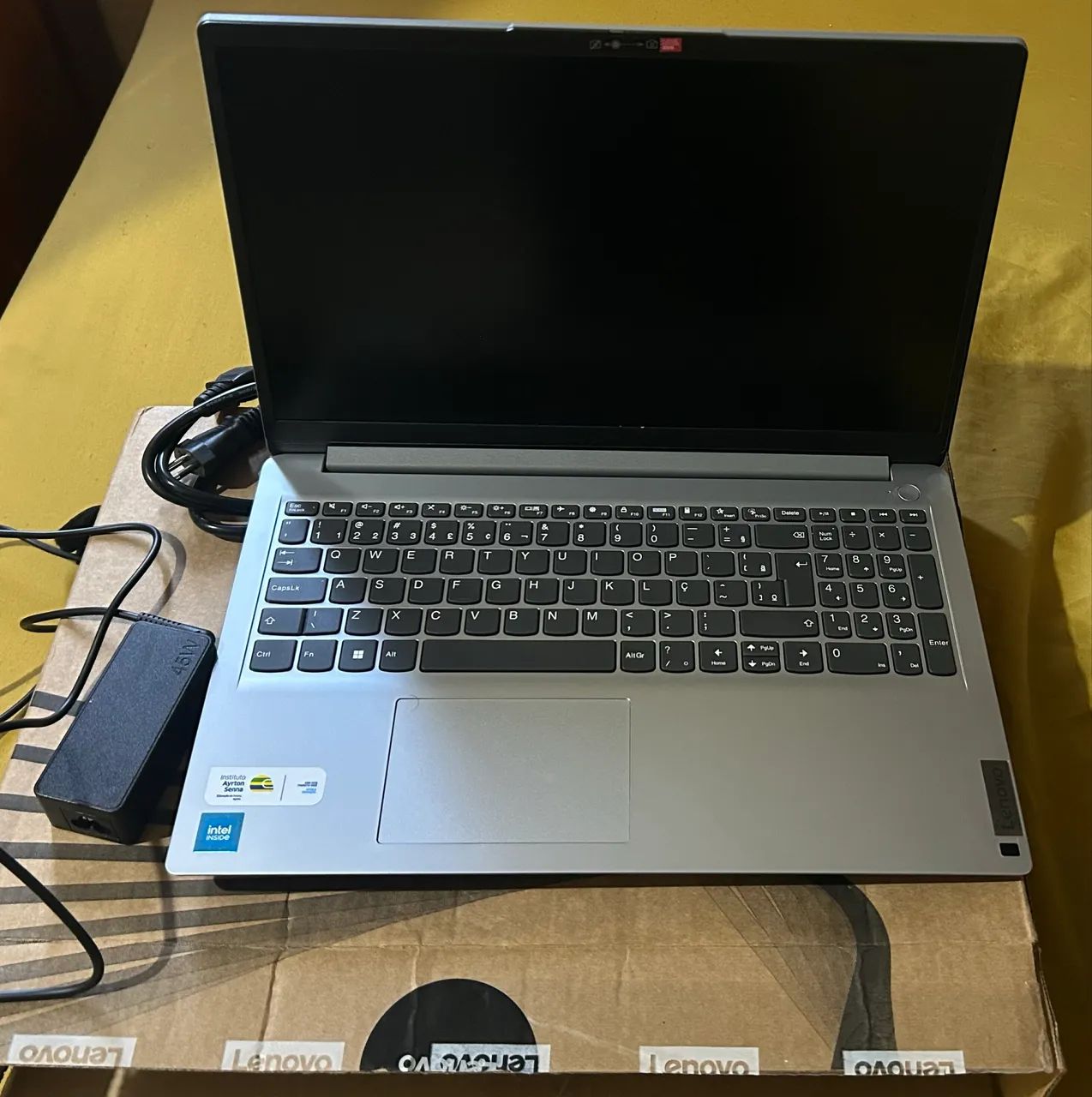 NOTEBOOK LENOVO 15.6 CEL-N4500 4GB 128GB W11 - Foto 2