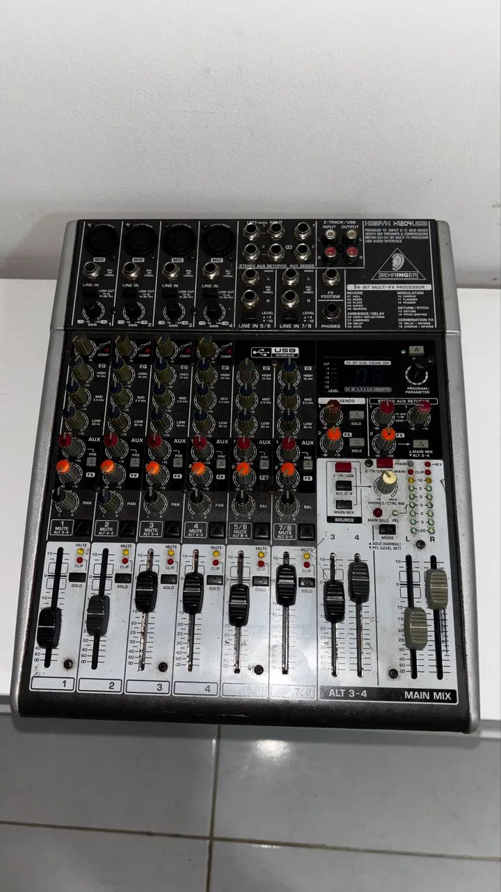 Mesa Behringer 1204 USB - Foto 2