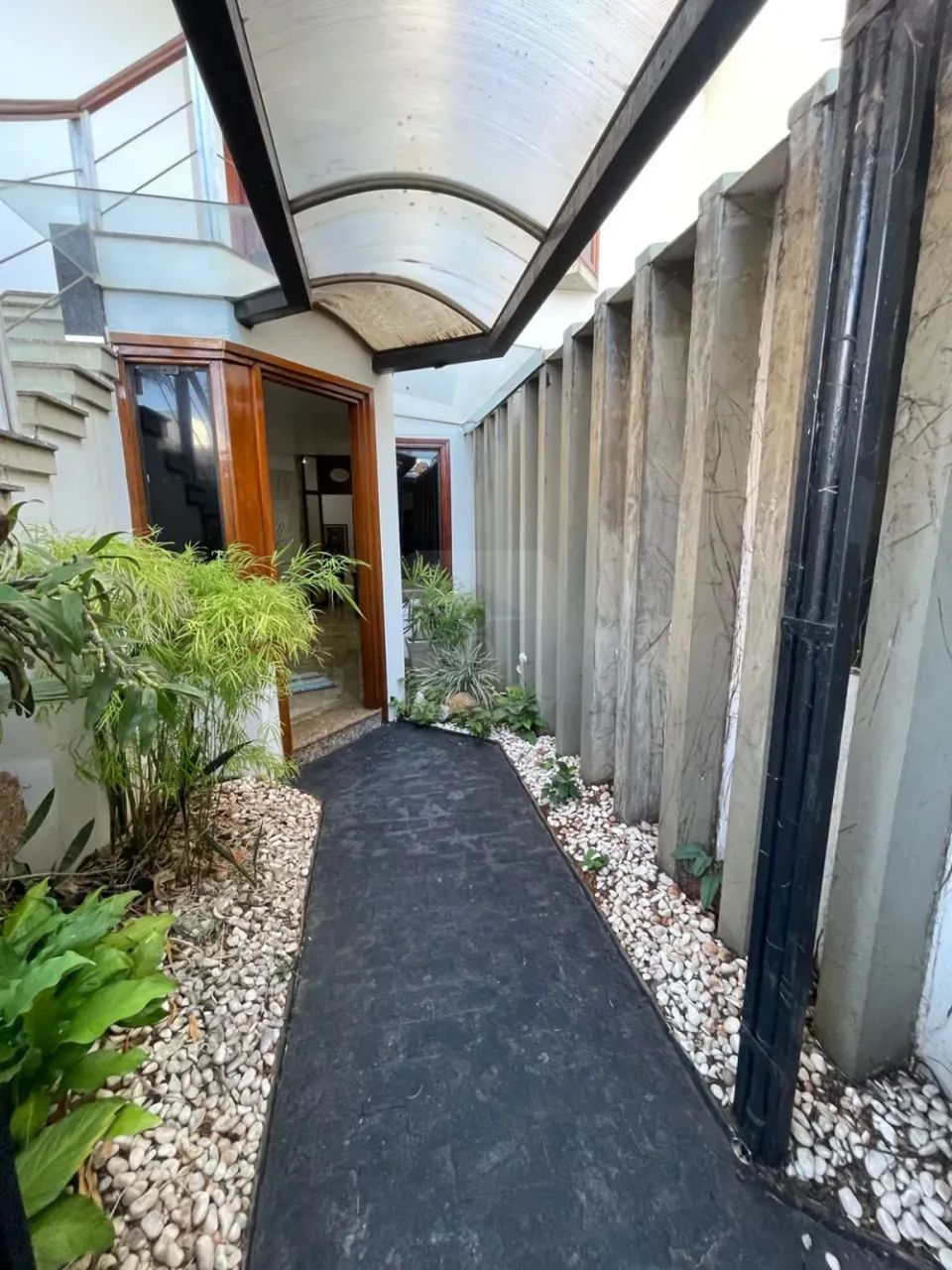 CASA COMERCIAL PARA LOCAÇÃO BAIRRO CENTRO