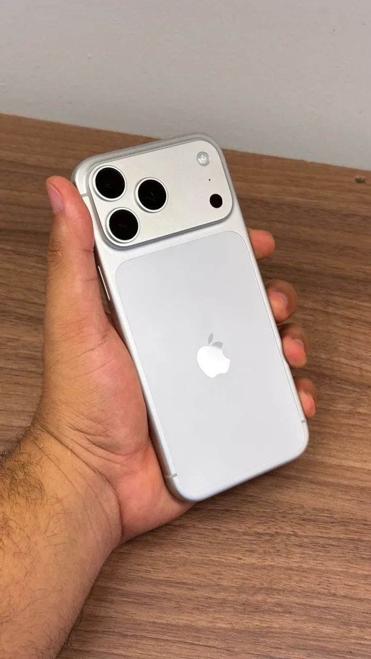 IPHONE 17 PRO MAX 256GB SILVER IMPECÁVEL  - Foto 2