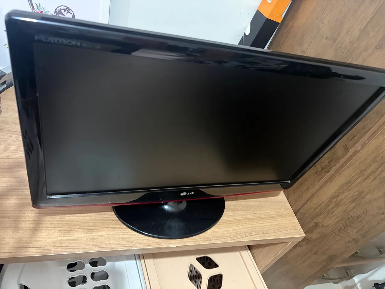 Monitor-TV LG 23? funcionando + Samsung 24? para conserto - Foto 4