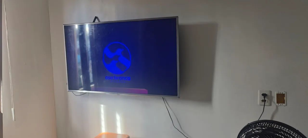 TV LG 50 Polegadas - Para Conserto ou Retirada de Peças - Foto 2