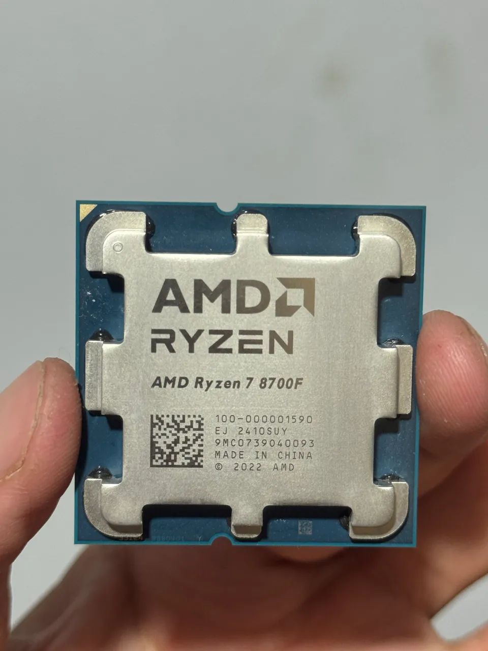 RYZEN 7 8700F