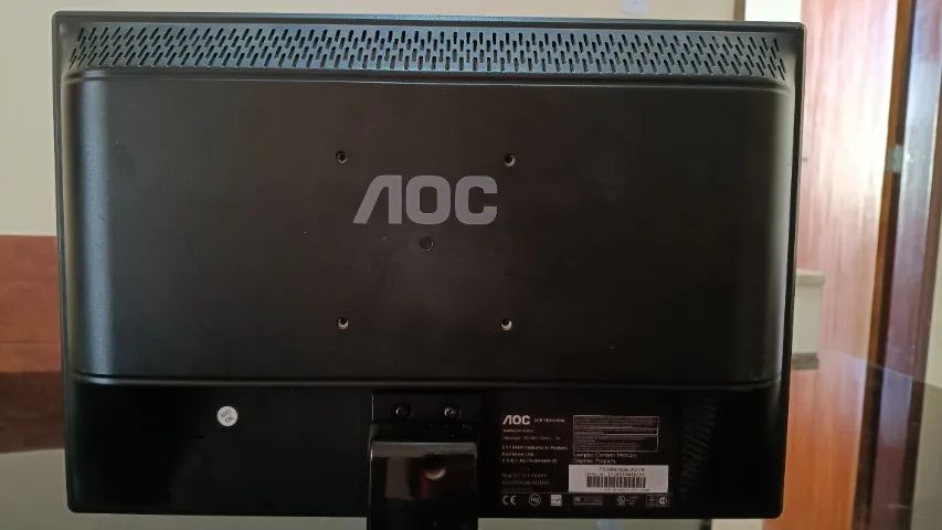 Monitor AOC 16" LCD (Funcionando) - Retirada em Mãos - Foto 2