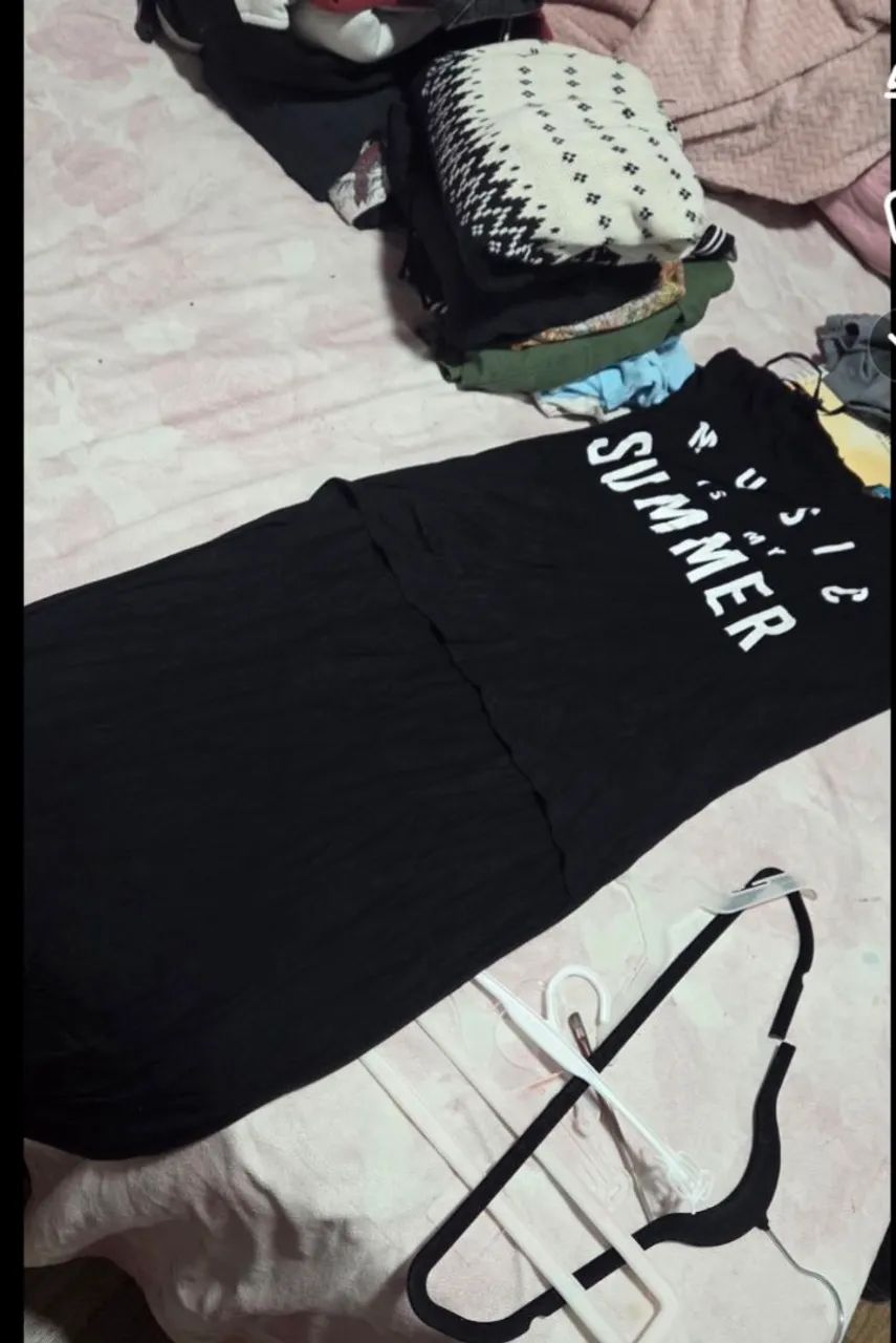 Lote 100 peças roupas  - Foto 4