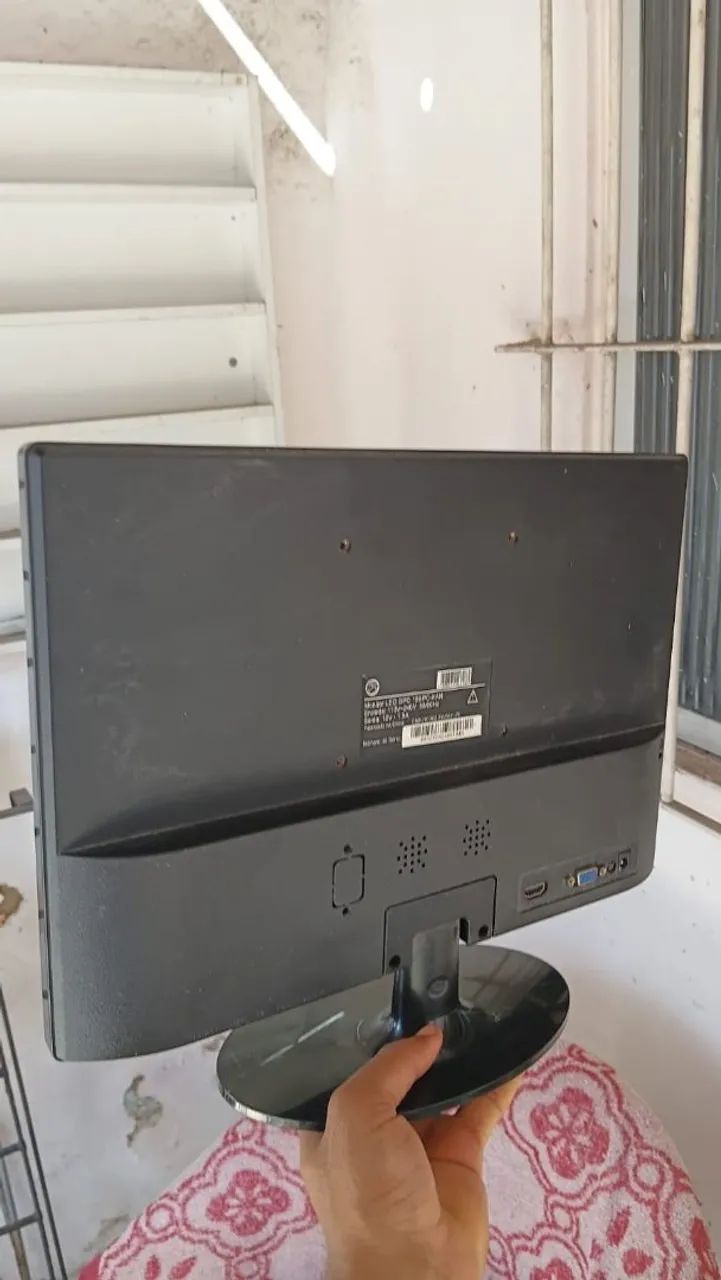 Monitor Led Brasil PC 15" - Foto 3