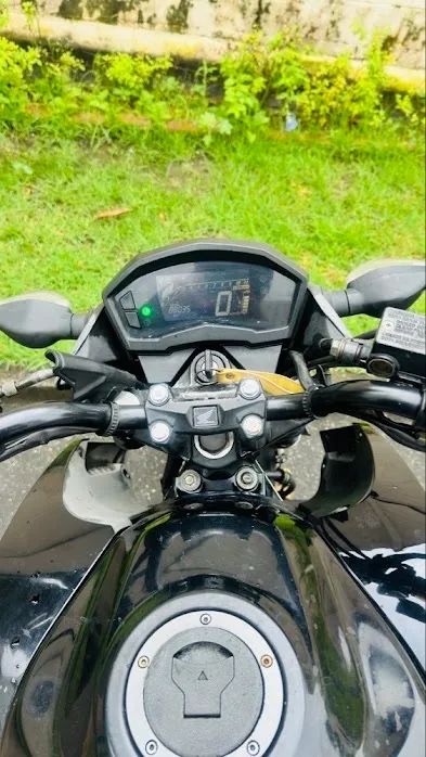 CB 250F Twister - 2016 - Foto 5
