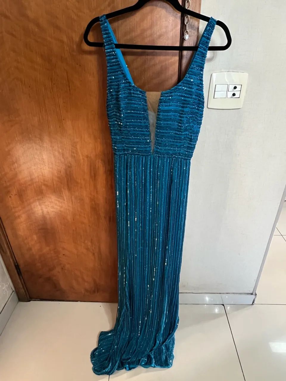 Vestido de festa azul bordado  - Foto 4