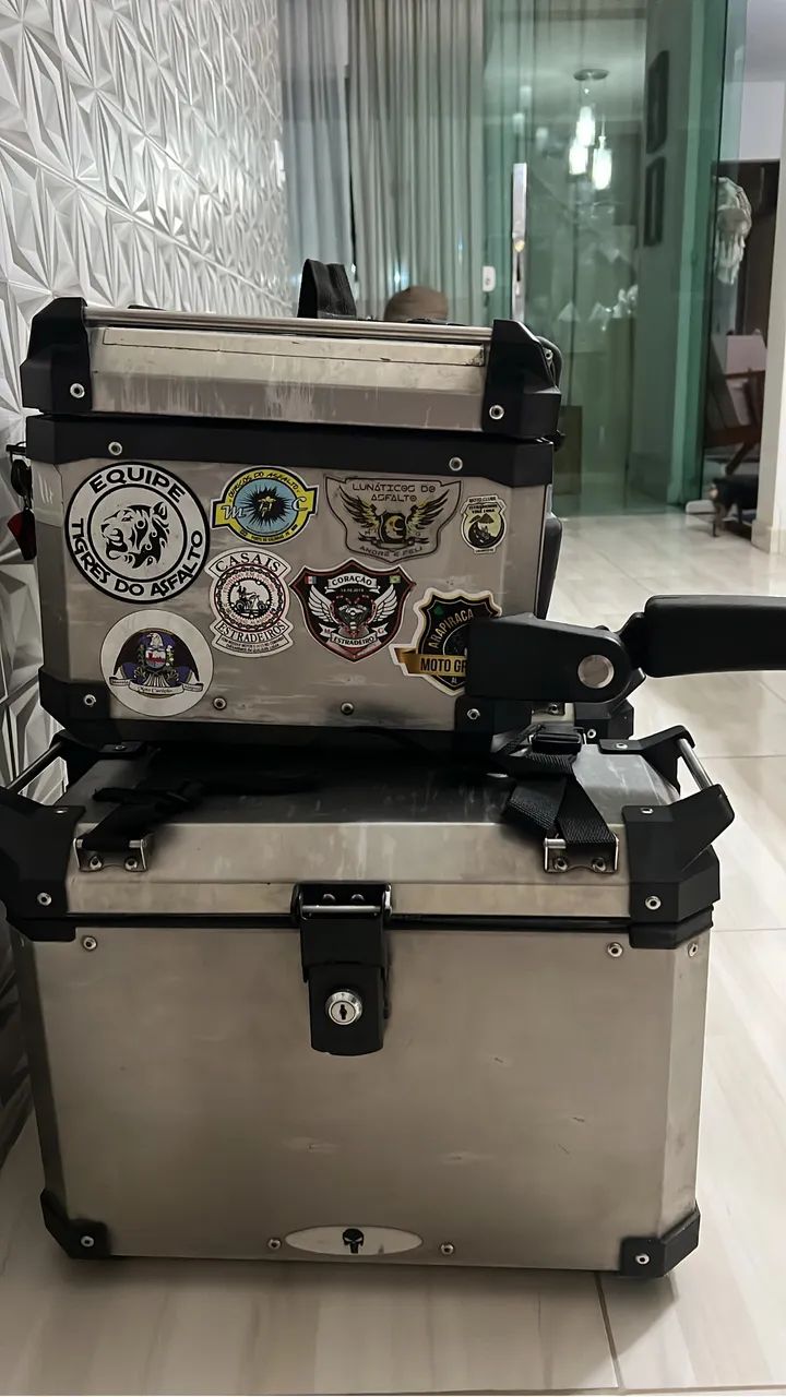 Vendo kit de baús de alumínio estado de novo  - Foto 3