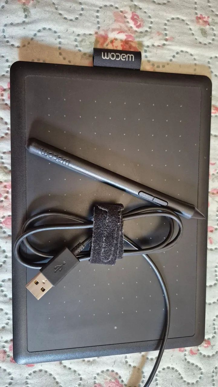 One by wacom 472