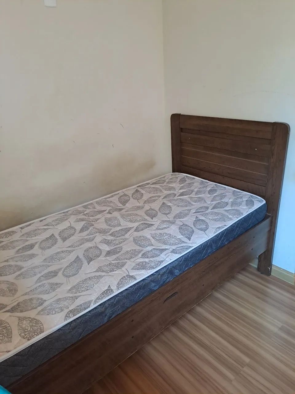 Cama de solteiro com baú 130kg - Foto 2