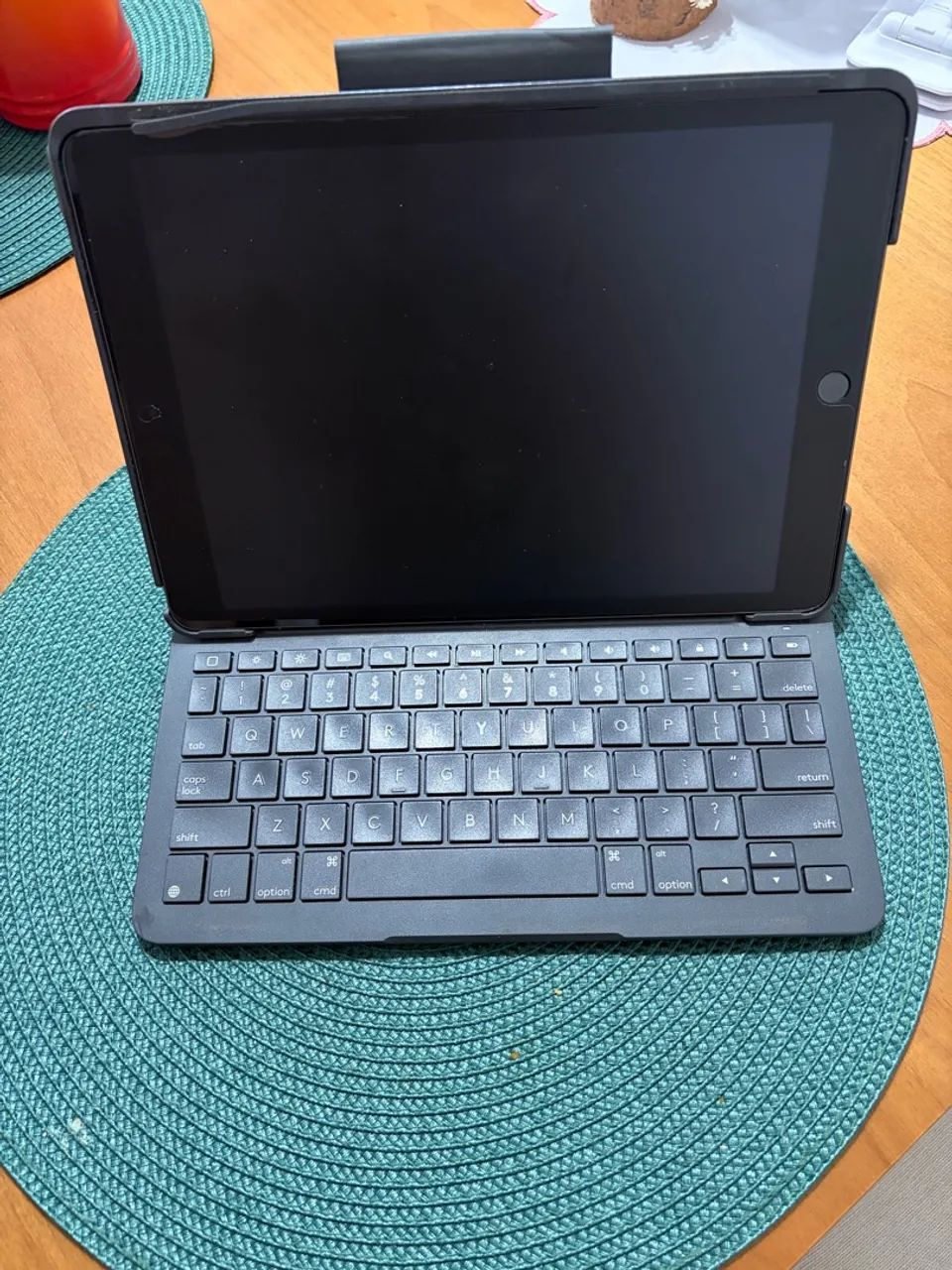 IPAD 9 64GB + case teclado Logitech 