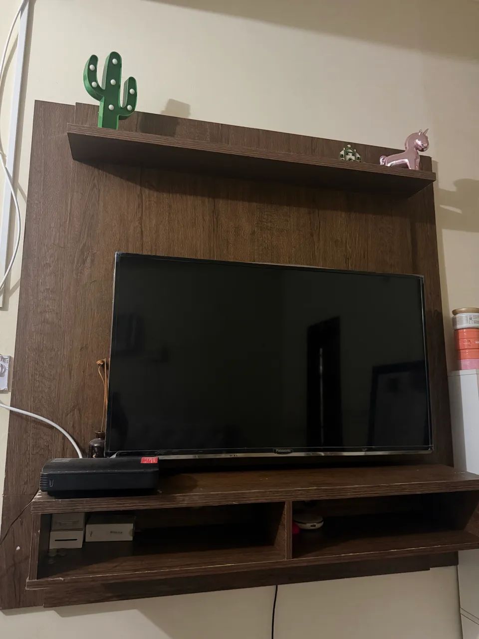 Tv + racker 