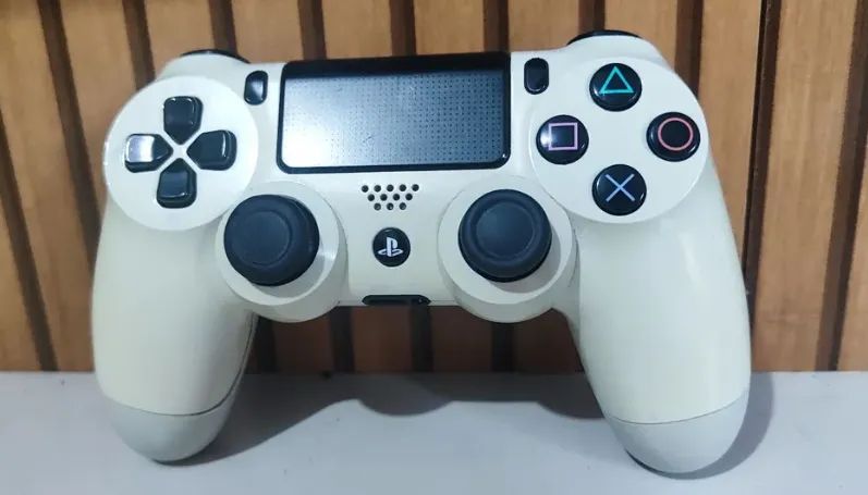 Controle branco PS4 - Original (fat) 