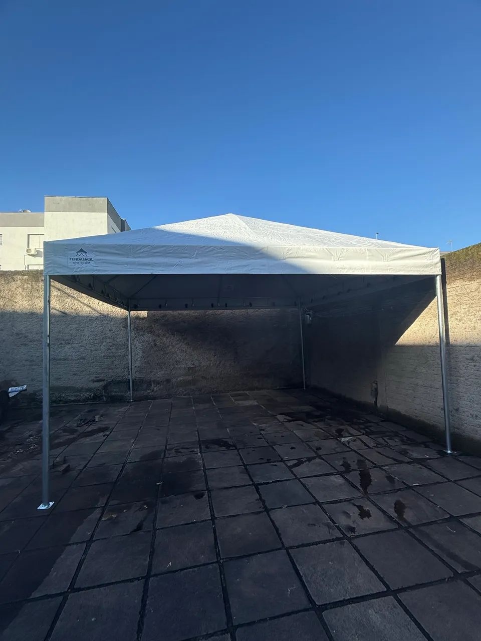 Vendo tenda piramidal 5x5