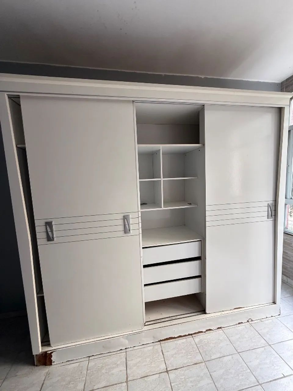 Guarda Roupa - Foto 2