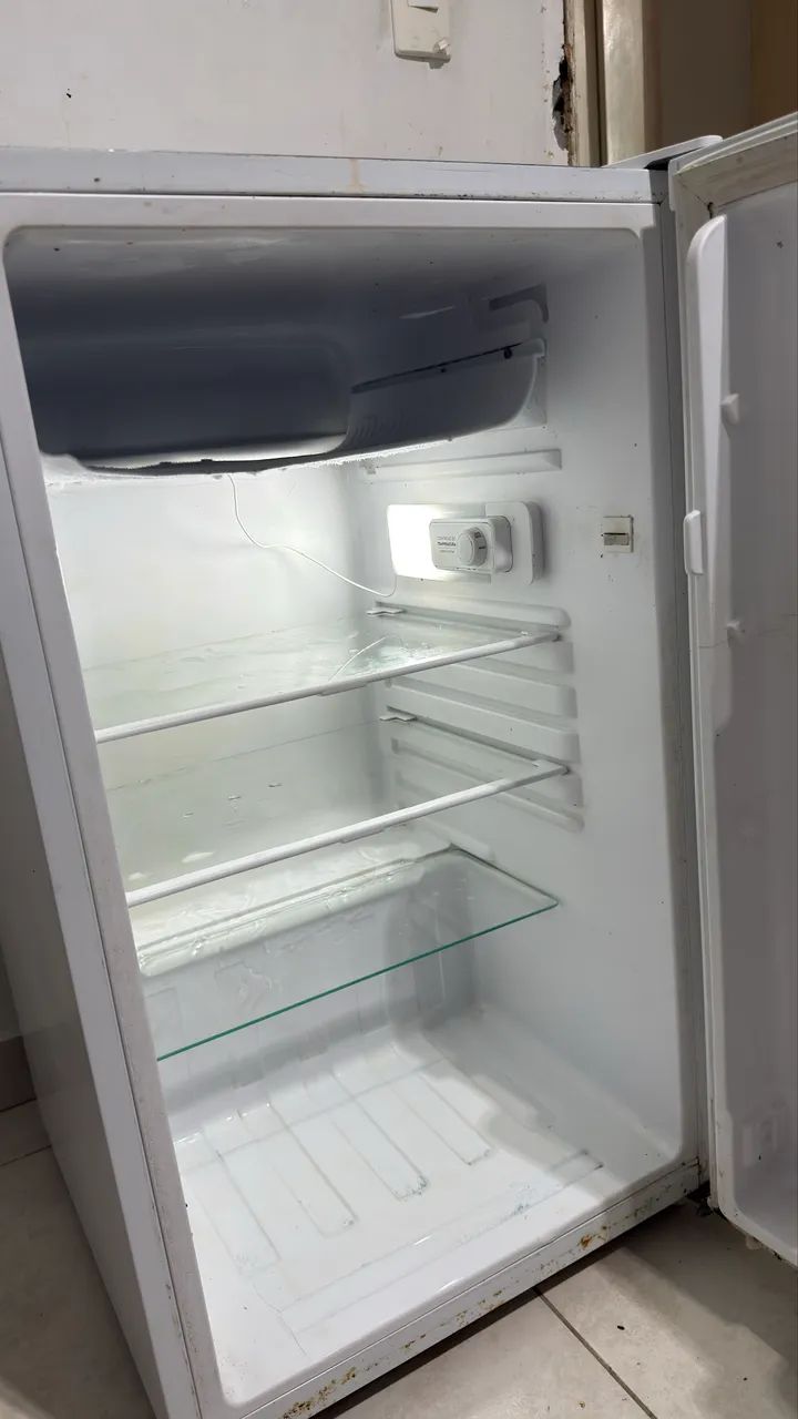 Frigobar Electrolux 120L total - Foto 4