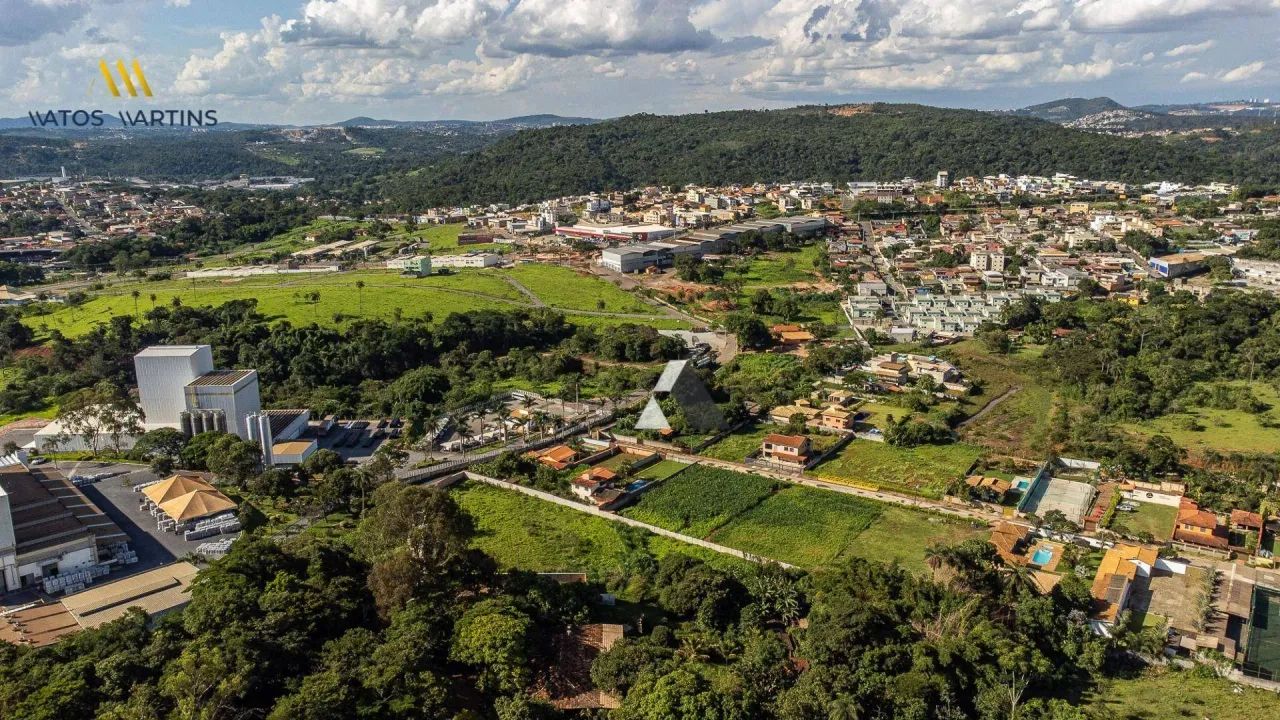 Area de 20000 m2 a venda no Centro de Sarzedo - Foto 3