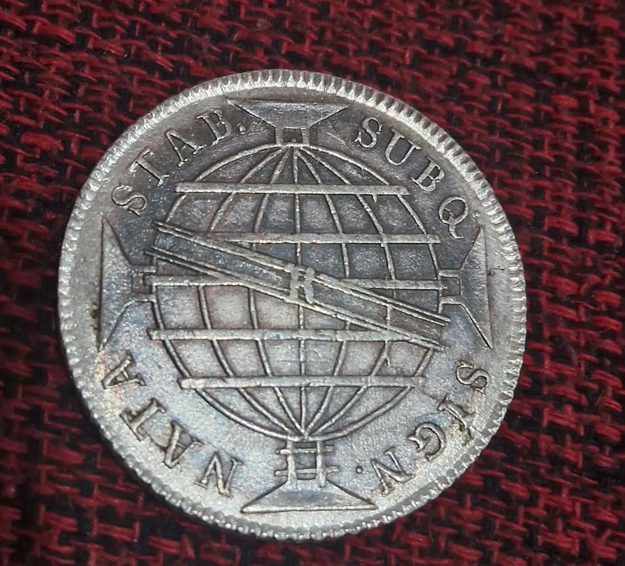 Rara e Antiga moeda de prata de 960 réis do Brasil Colônia, datada de 1815,  - Foto 2